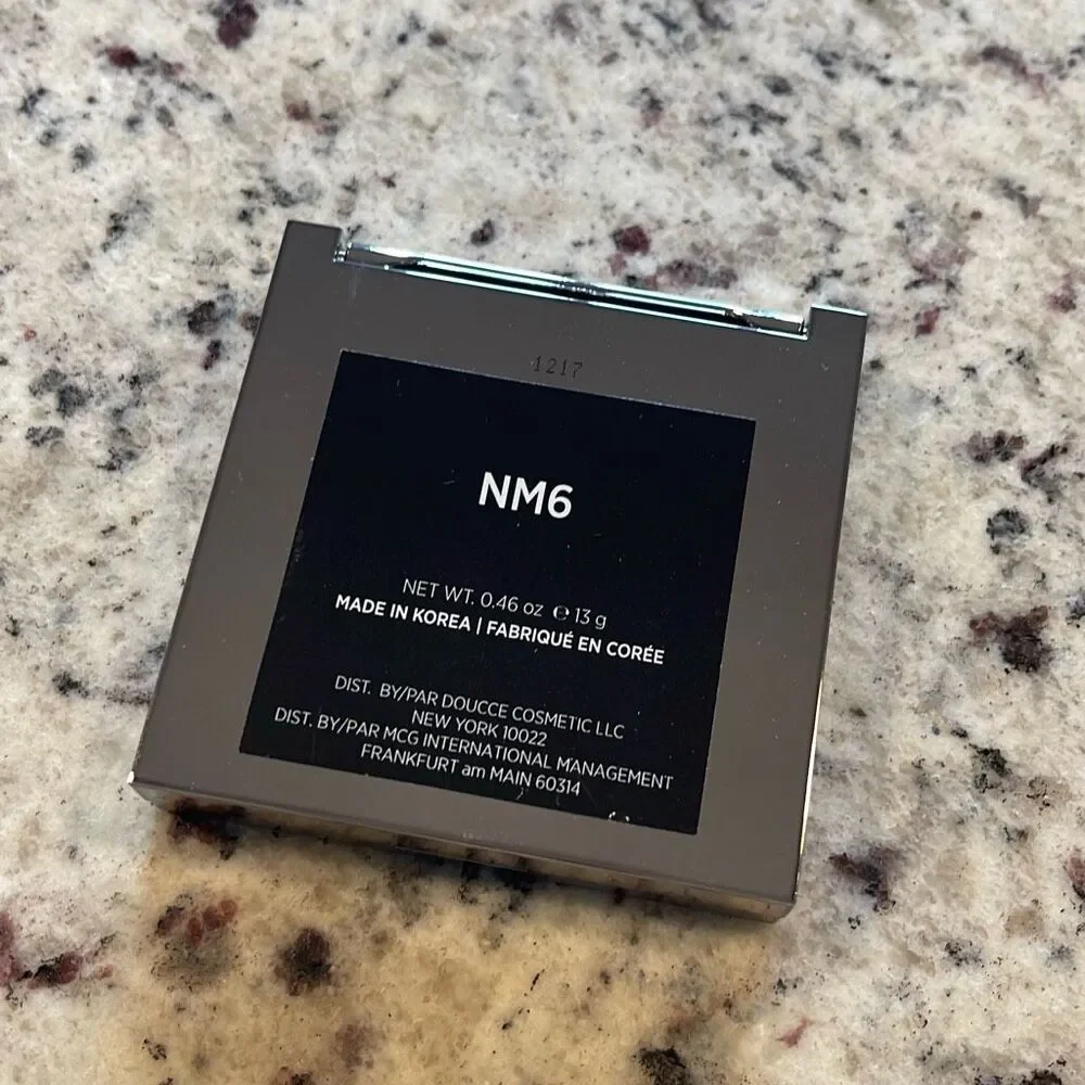 Caché Crème Powder Foundation By‎ Doucce NM6 New No Box
